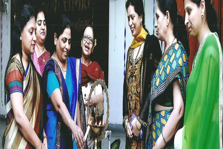 https://cache.careers360.mobi/media/colleges/social-media/media-gallery/8717/2019/5/28/Teachers of Vidyavati Mukand Lal Girls College Ghaziabad_Others.jpg